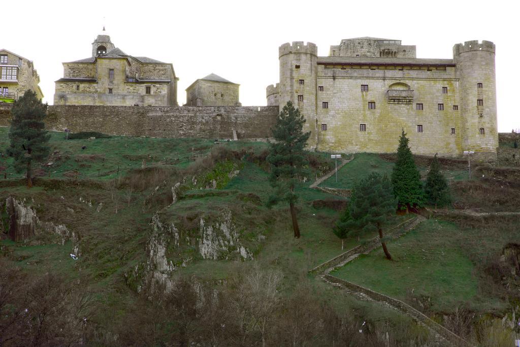 Hotel Las Treixas Puebla de Sanabria Εξωτερικό φωτογραφία